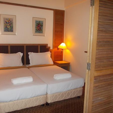 Everly Serviced Apartment Malacca Exterior foto