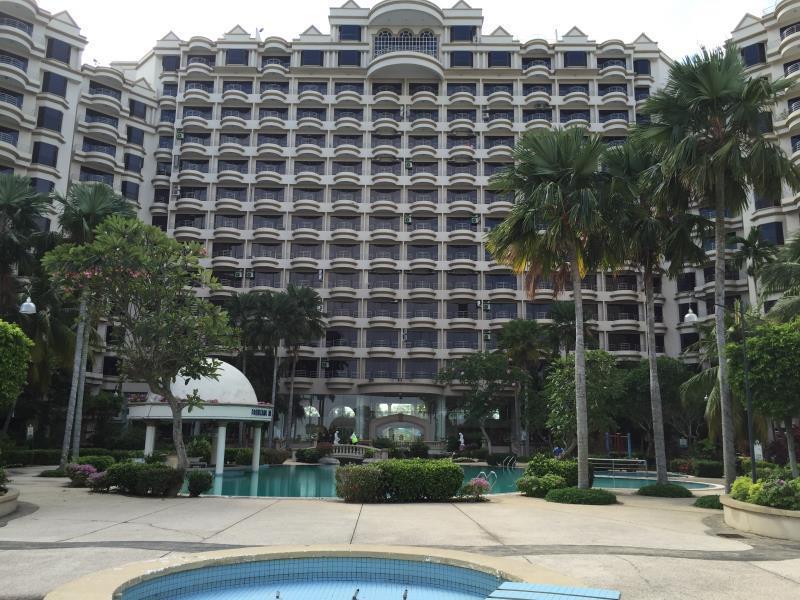 Everly Serviced Apartment Malacca Exterior foto